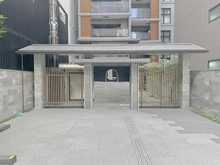 【京都府/京都市下京区東洞院通五条上る】レ・ジェイド京都東洞院 エントランス