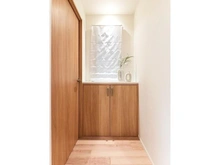 【京都府/京都市中京区室町通姉小路下る】藤和三条室町ホームズ 玄関