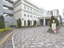 【京都府/京都市右京区太秦下角田町】エスリード太秦三条天神川 アプローチ