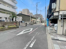 【京都府/京都市中京区柳馬場通御池上る】ロイヤルコート柳馬場 前面道路