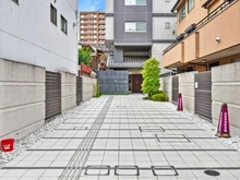 【京都府/京都市中京区三条油小路町】アベニール三条油小路 エントランス