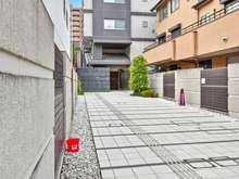 【京都府/京都市中京区三条油小路町】アベニール三条油小路 エントランス