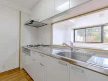 【京都府/京都市中京区壬生天池町】ファミールガーデン二条駅前　南棟 キッチン