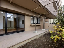 【京都府/京都市中京区壬生天池町】ファミールガーデン二条駅前　南棟 専用庭