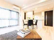 【京都府/京都市中京区油小路通御池下る】ジオ京都御池油小路ザ・テラス LDK：家具・調度品は販売価格に含まれておりません