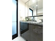 【京都府/京都市中京区油小路通御池下る】ジオ京都御池油小路ザ・テラス 洗面所