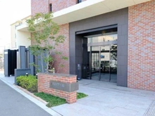 【京都府/京都市右京区西京極堤下町】イニシア桂大橋 エントランス