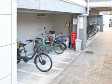【京都府/京都市上京区藁屋町】グラン・ブルー二条城北 駐輪場
