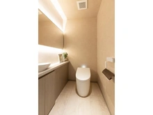 【京都府/京都市東山区粟田口三条坊町】グランドヒルズ京都東山ロジュマン トイレ