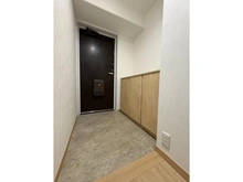 【京都府/京都市伏見区舞台町】ディオ・フェルティ丹波橋右芳館 玄関