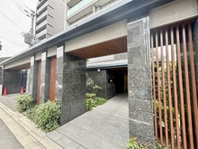 【京都府/京都市中京区三条通堀川東入】ジ・アーバネックス京都三条通 エントランス