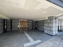 【京都府/京都市中京区冷泉町】サンマンションドゥーシェ室町冷泉町 エントランス