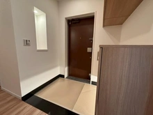【京都府/京都市西京区嵐山西一川町】レフィナード嵐山 玄関