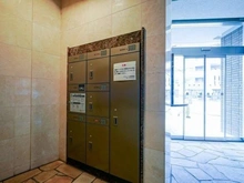 【京都府/京都市右京区西院高田町】ヴェスト・ノーヴァ西院 宅配BOX