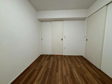 【京都府/京都市右京区西京極堤下町】イニシア桂大橋 洋室