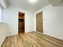 【京都府/京都市西京区上桂前川町】インペリアル上桂 洋室