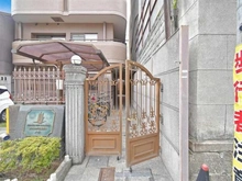 【京都府/京都市中京区西錦小路町】フィエルテ四条烏丸ノール エントランス