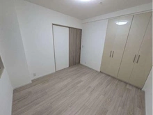 【京都府/京都市下京区室町通仏光寺上る】四条烏丸クロスマーク 洋室