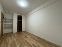 【京都府/京都市西京区桂下豆田町】ディアエスタミオ桂壱番館 洋室