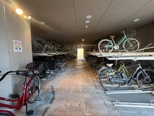 【京都府/京都市下京区五条通堀川東入】ヴィルヌーブ堀川五条 駐輪場