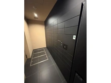 【京都府/京都市右京区西院南寿町】プラネスーぺリア京都西院 宅配BOX