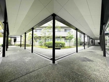 【京都府/京都市左京区上高野西氷室町】パーク・ハイム宝ヶ池銀杏館 敷地内