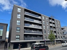 【京都府/京都市中京区西ノ京南大炊御門町】シャリエ京都円町 外観