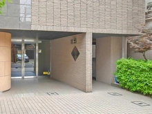 【京都府/京都市中京区堺町通二条下る】リソシエ御所南 エントランス