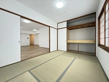 【京都府/京都市西京区牛ケ瀬西柿町】エル・パティオ桂南 和室