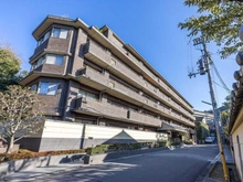 【京都府/京都市左京区粟田口鳥居町】ファミール・グラン岡崎東山荘 外観