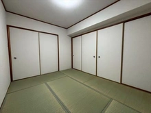 【京都府/京都市伏見区深草関屋敷町】ルネ墨染2番館 和室