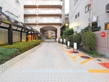 【京都府/京都市上京区泰童片原町】京都上京ハウス 4号棟 エントランス