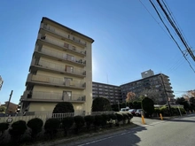 【京都府/京都市右京区梅津南広町】梅津グランドハイツ 外観