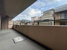 【京都府/京都市左京区吉田下阿達町】コスモ吉田近衛通 バルコニー