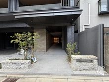【京都府/京都市下京区松原通西洞院東入】シーンズ京都四条烏丸　彩ノ邸 外観