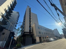 【京都府/京都市下京区河原町通松原上る西入】レーベン京都河原町 外観：真ん中
