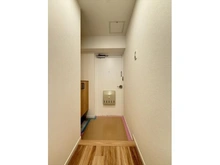 【京都府/京都市左京区一乗寺東閉川原町】リライブ修学院 玄関