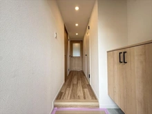 【京都府/京都市左京区一乗寺東閉川原町】リライブ修学院 玄関