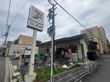【京都府/京都市上京区主計町】フォルム一条東堀川 セブンイレブン（現地より約299m）