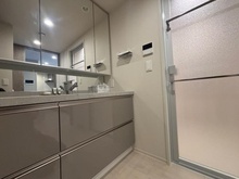 【京都府/京都市左京区松ケ崎横縄手町】プレミスト京都松ヶ崎 洗面室