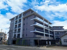 【京都府/京都市山科区御陵鴨戸町】グランアッシュ山科御陵 外観