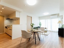 【京都府/京都市伏見区川東町】イニシア丹波橋 LDK：販売価格に家具調度品は含まれません。