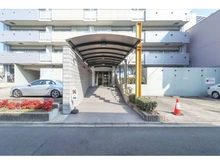 【京都府/京都市右京区西院清水町】プリオーレ京都西院 エントランス