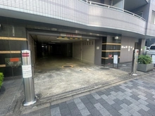 【京都府/京都市下京区西洞院通塩小路下る】アパガーデンコート京都駅前 駐車場