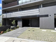 【京都府/京都市南区久世上久世町】プレサンスロジェ京都桂川ザ・レジデンス エントランス