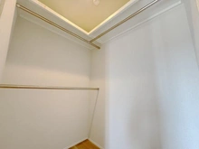 【京都府/京都市中京区釜座通姉小路下る】アルス京都姉小路 ウォークインクローゼット