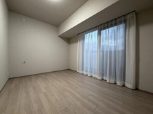 【兵庫県/神戸市中央区中山手通】ローレルトアスクエア 洋室