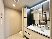 【兵庫県/神戸市中央区旭通】シティタワー神戸三宮 洗面室