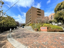 【兵庫県/神戸市灘区篠原伯母野山町】六甲グランドヒルズ壱号館 外観