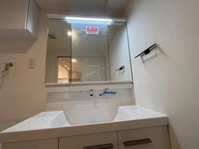 【東京都/板橋区大谷口北町】ルミリオ中板橋 洗面所